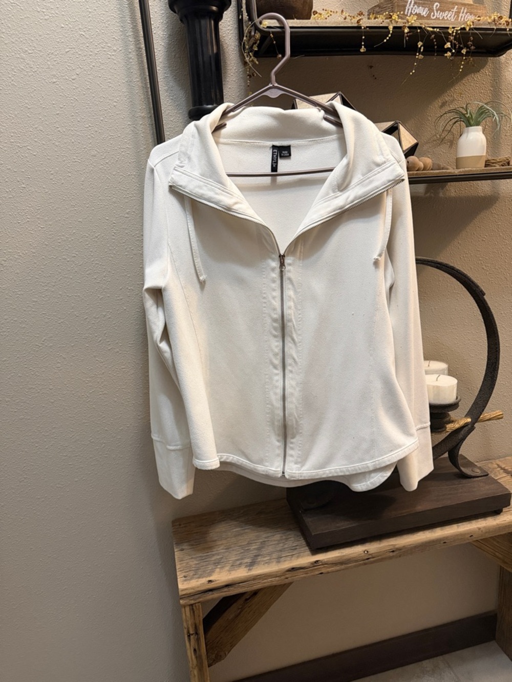Women's Cream Zip-Up Hoodie Jacket